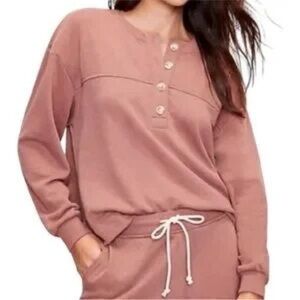 NWT Lou & Grey Sweatshirt